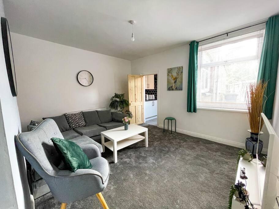 Perfect For Contractors & Families! 7 Beds Free Parking Appartement Birmingham Buitenkant foto