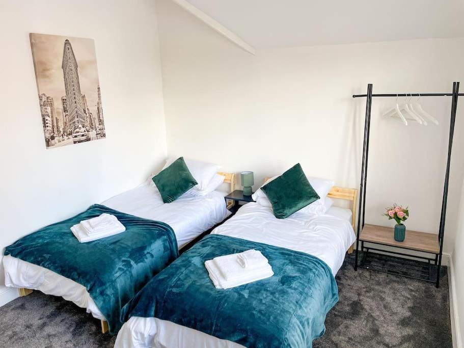 Perfect For Contractors & Families! 7 Beds Free Parking Appartement Birmingham Buitenkant foto